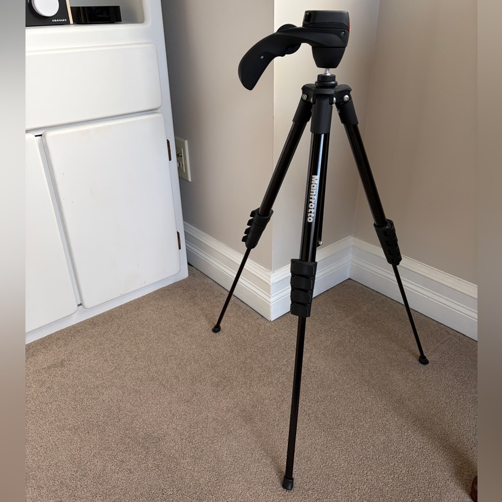 Manfrotto Black Portable Tripod